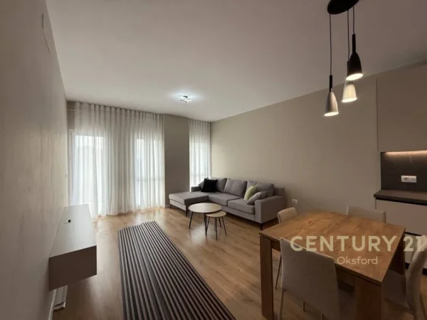 Tirane, jepet me qera apartament 1+1+Aneks+Ballkon Kati 11, 60 m² 700 € 