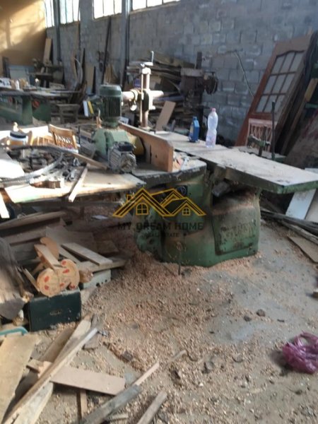 Durres, shitet ambjent biznesi Kati 0, 1.480 m² 120.000 € (SHKALLNUR)