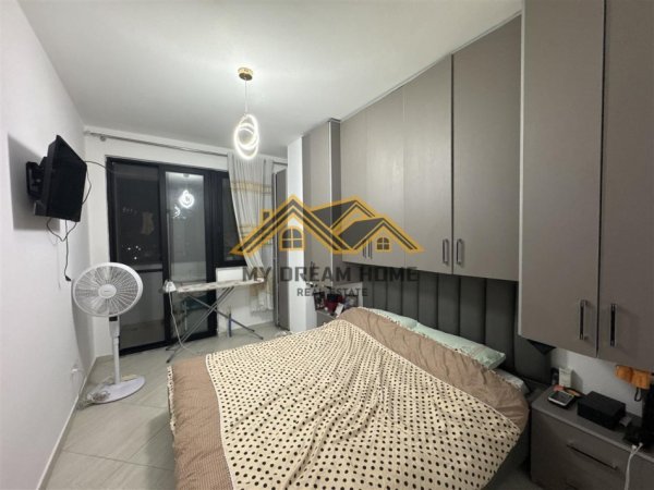 Durres, shitet apartament 3+1+Ballkon Kati 8, 120 m² 135.000 € (SHKOZET)