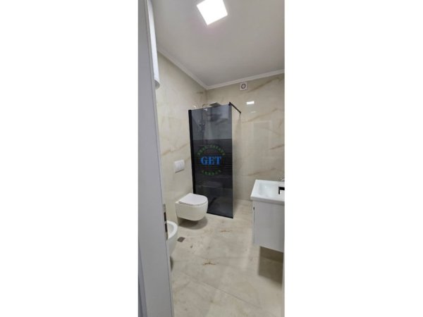 Durres, shitet apartament 2+1 Kati 9, 84 m² 118.000 € (Tregu fruta perimeve)