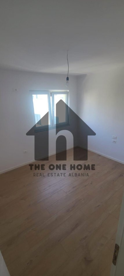 Tirane, shitet apartament 2+1+Ballkon Kati 4, 70 m² 137.000 € (Hipoteka)