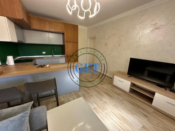 Durres, jepet me qera apartament 1+1 Kati 1, 57 m² 350 € (Vollga)