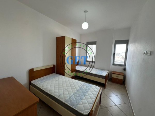 Durres, shitet apartament 3+1+Ballkon Kati 3, 125 m² 130.000 € (Stacioni i Trenit)