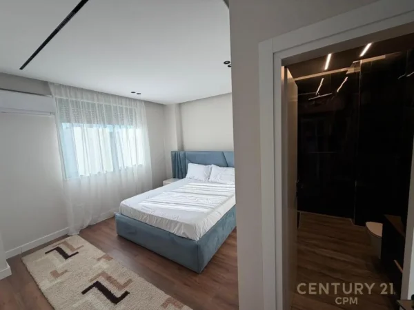 Tirane, jepet me qera apartament 2+1+Aneks+Ballkon Kati 8, 81 m² 1.200 € (Hoxha Tahsim)