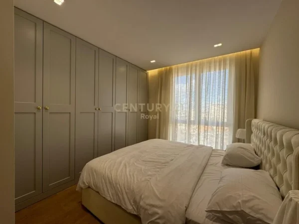 Tirane, jepet me qera apartament 2+1+Aneks+Ballkon Kati 7, 96 m² 1.200 € 