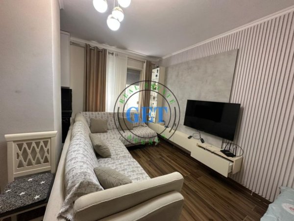 Durres, jepet me qera apartament 2+1 Kati 1, 80 m² 450 € (Vollga)