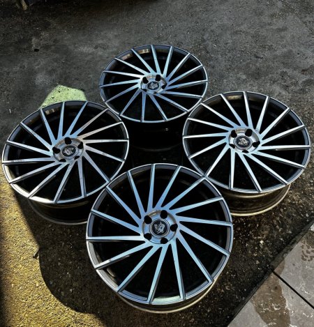 Tirane, shes disk alumini Disqe 20 Audi , Golf Gti Origjinal , 700 €