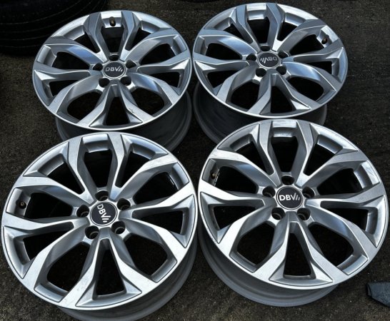 Tirane, shes disk alumini Disqe 18 Audi Origjinal , 500 €