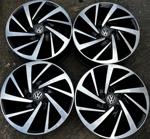 Tirane, shes disk alumini Disqe 16 Golf Passat Touran Caddy Origjinal , 600 €