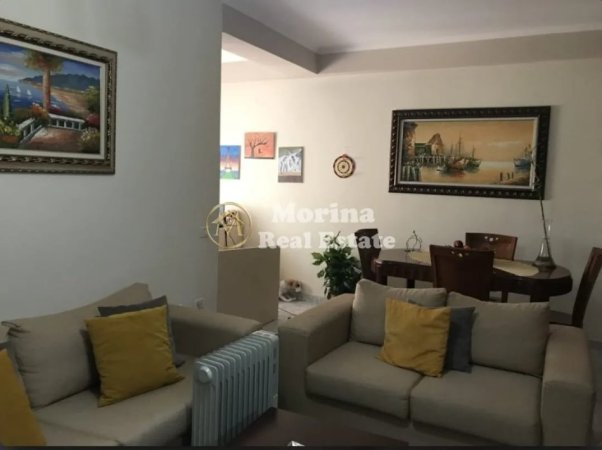 Tirane, jepet me qera apartament 1+1 Kati 5, 53 m² 400 € (Spitali Amerikan 2)