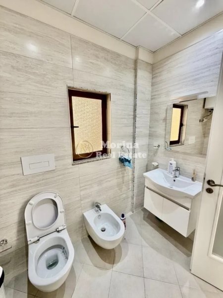 Tirane, jepet me qera ambjent biznesi Kati 1, 150 m² 650 € (Qytet Studenti)