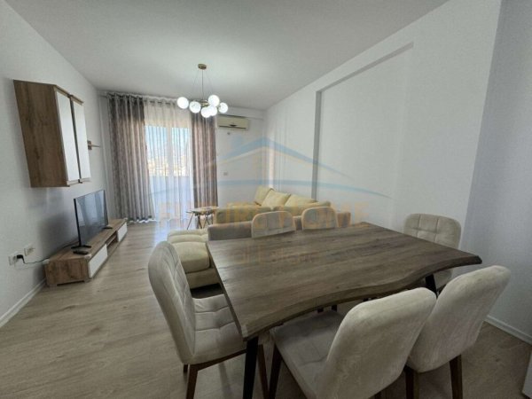 Tirane, jepet me qera apartament 2+1 Kati 5, 110 m² 570 € (Astir , Rruga Teodor Keko)
