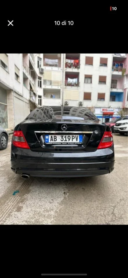 Tirane, shes makine Benz c clas Nafte, e zeze automatik Klima 245 km 7.100 €