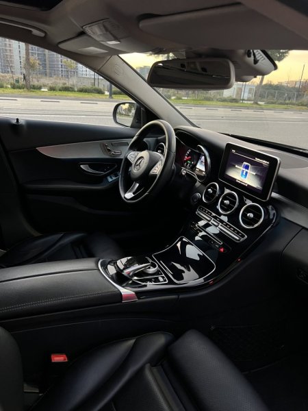 Mercedes-Benz C class 220d