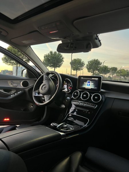 Mercedes-Benz C class 220d