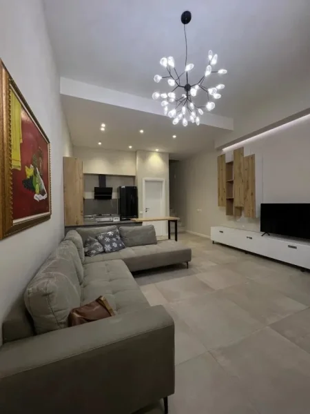 Tirane, shitet apartament duplex Dublex , 147 m² 249.900 € 
