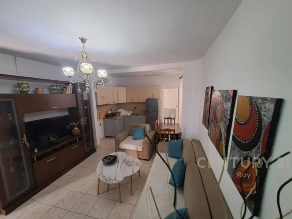 Durres, shitet shtepi 2+1 Kati 1, 273 m² 70.000 € 