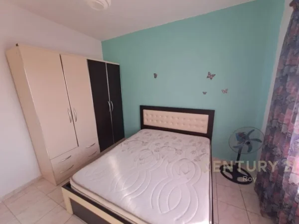 Durres, shitet shtepi 2+1 Kati 1, 273 m² 70.000 € 