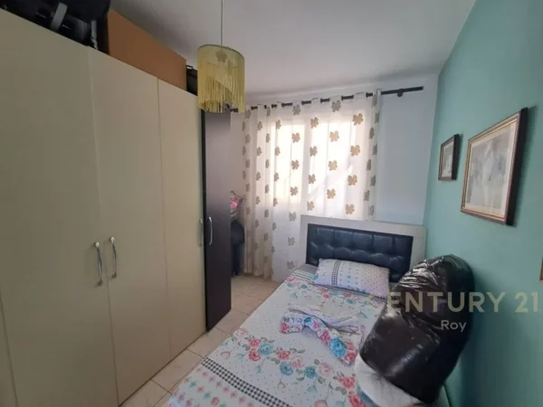 Durres, shitet shtepi 2+1 Kati 1, 273 m² 70.000 € 