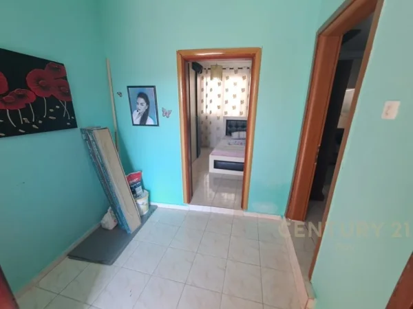 Durres, shitet shtepi 2+1 Kati 1, 273 m² 70.000 € 