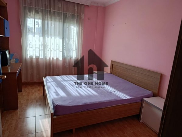 Tirane, jepet me qera apartament 2+1+Ballkon Kati 7, 70 m² 700 € (Rr Kavajes)