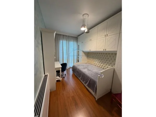 Tirane, shitet apartament 3+1+Ballkon Kati 6, 350 m² 850.000 € (RRUGA E ELBASANIT)