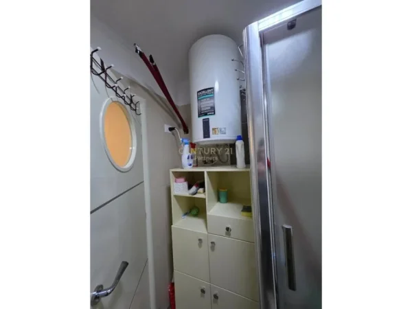 Tirane, jepet me qera apartament Kati 3, 76 m² 900 € (Qender)