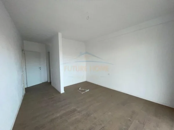 Tirane, shitet apartament 2+1+Ballkon Kati 2, 111 m² 197.000 € (JORDAN MISJA)