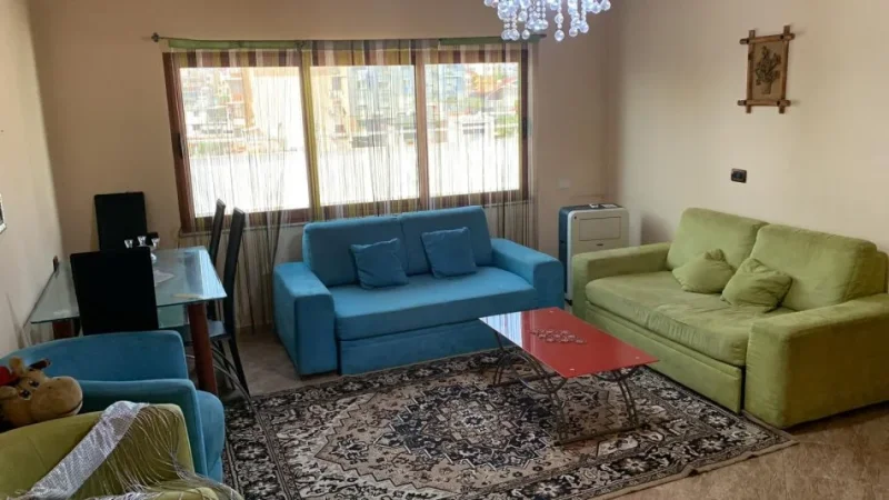 Tirane, jepet me qera Vile 2+1+Ballkon Kati 4, 70 m² 410 € (rruga hysen loci)