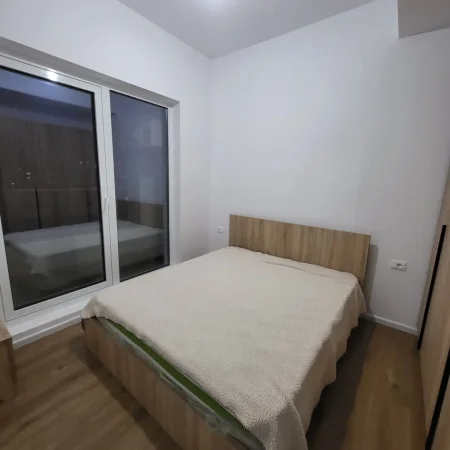 Tirane, jepet me qera apartament 2+1+Ballkon Kati 3, 80 m² 550 € (Kompleksi Kadiu)