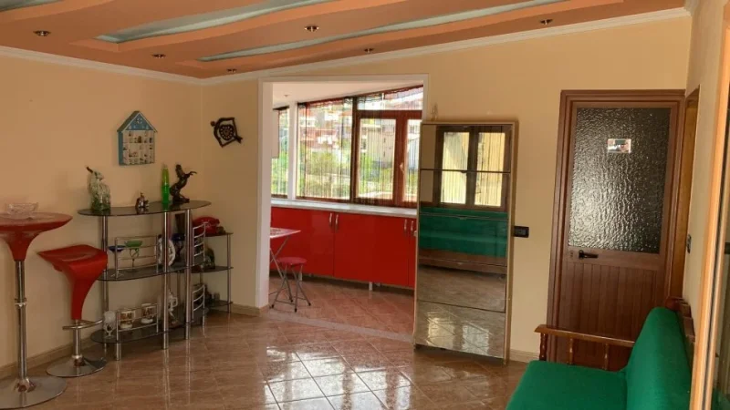 Tirane, jepet me qera Vile 2+1+Ballkon Kati 4, 70 m² 410 € (rruga hysen loci)