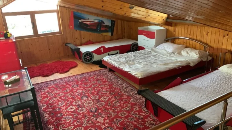 Tirane, jepet me qera Vile 2+1+Ballkon Kati 4, 70 m² 410 € (rruga hysen loci)