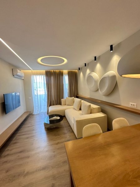 Tirane, jepet me qera apartament 1+1 Kati 6, 65 m² 500 € (Kompleksi Dilo mbas Cabejve ne Yzberisht)