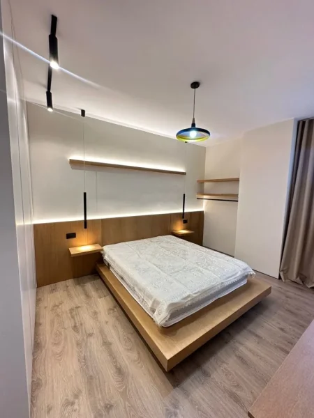 Tirane, jepet me qera apartament 1+1 Kati 6, 65 m² 500 € (Kompleksi Dilo mbas Cabejve ne Yzberisht)