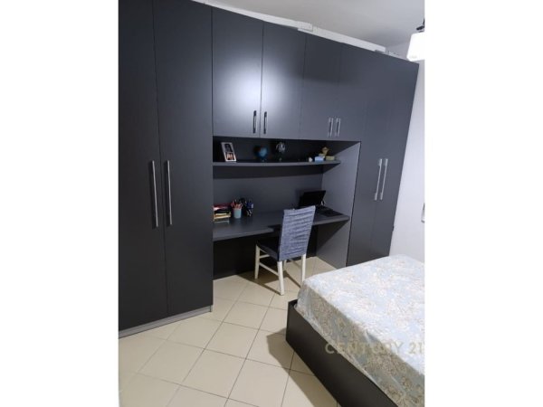 Durres, jepet me qera apartament 2+1 Kati 2, 80 m² 500 € 
