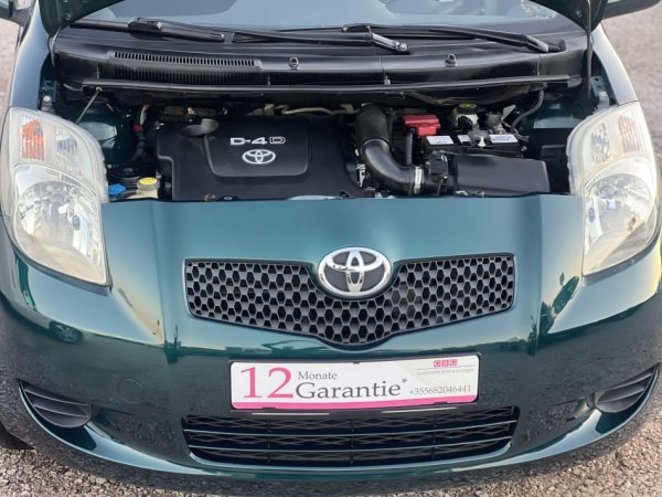 TOYOTA YARIS 1.4 NAFTE 👉 2008 👈 kambio MANUALE - 4.100 €