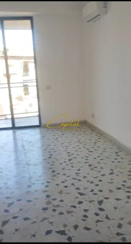 Tirane, jepet me qera zyre Kati 1, 62 m² 620 € (RRUGA MINE PEZA)