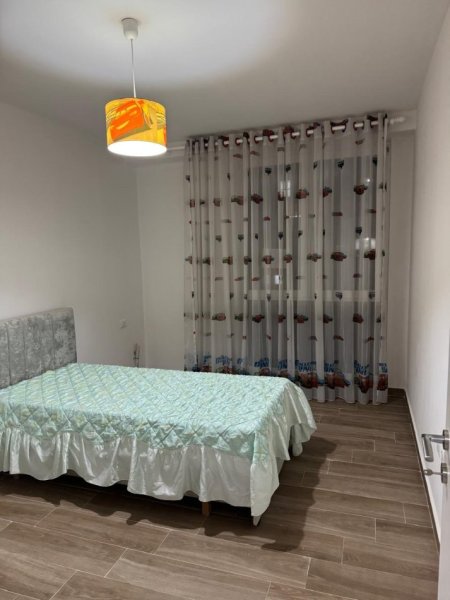 Jepet me Qera Super Apartament 2+1 ne 5 Maji,  400 €URO