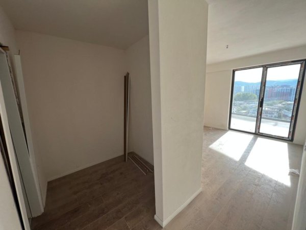 Tirane, shitet apartament 2+1 Kati 9, 102 m² 166.000 €