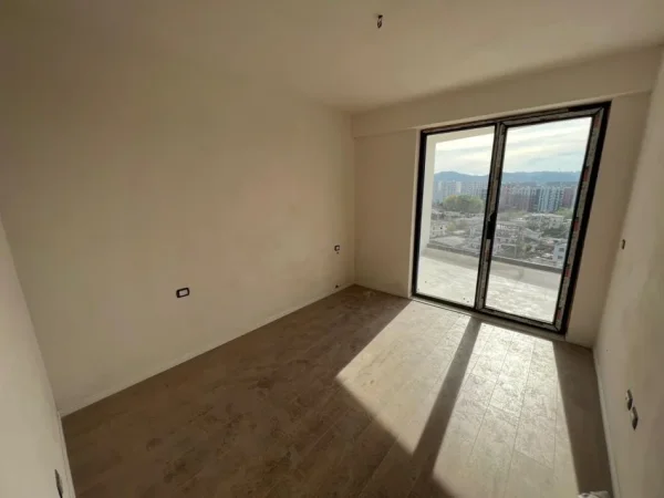 Tirane, shitet apartament 2+1 Kati 9, 102 m² 166.000 €