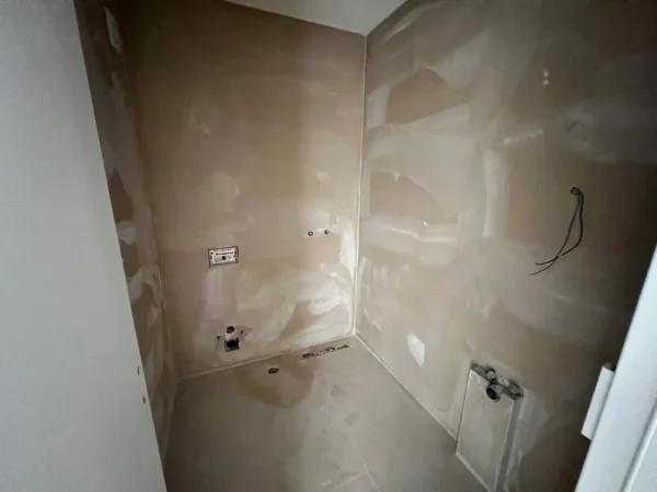 Tirane, shitet apartament 2+1 Kati 9, 102 m² 166.000 €