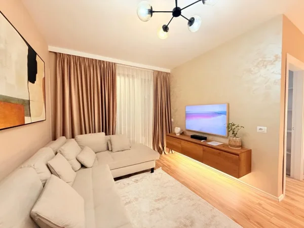 Tirane, shitet apartament 2+1 Kati 4, 149.500 € (Ish Fusha e Aviacionit, Kompleksi Turdiu)