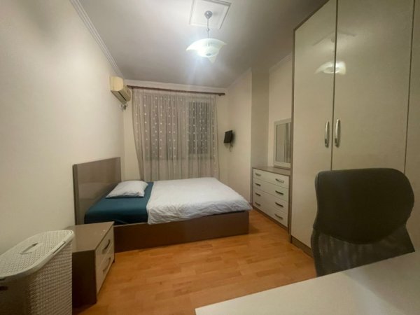 APARTAMENT  1+1 ME QIRA TE ISH EKSPOZITA   500 € (Ish Ekspozita)