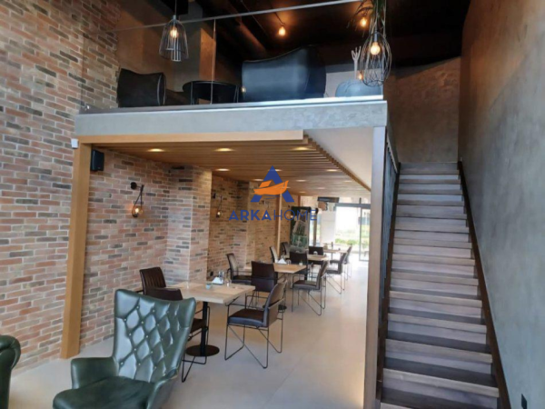 Tirane, jepet me qera ambjent biznesi Kati 0, 136 m² 1.350 € 