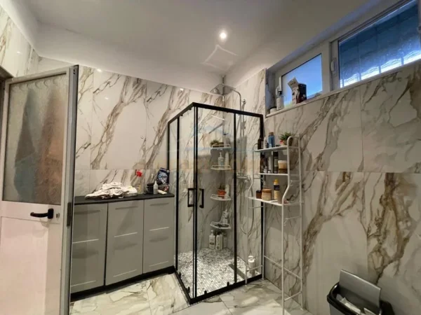 Tirane, shitet shtepi 1 Katshe Kati 1, 185 m² 245.000 € (Vasil Shanto)