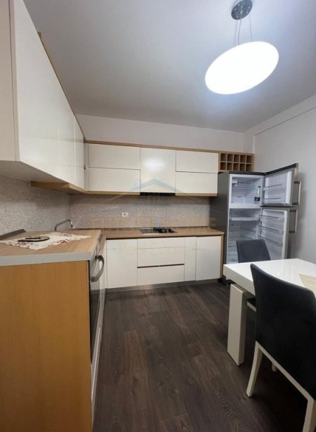 Tirane, shitet apartament 2+1 Kati 6, 109 m² 180.000 € (Rruga Teodor Keko)