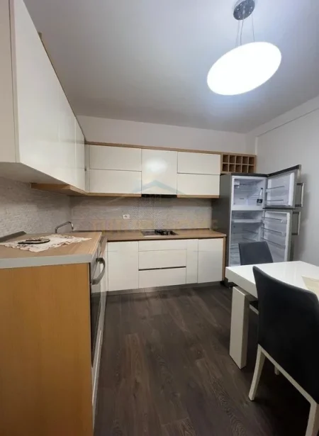 Tirane, shitet apartament 2+1 Kati 6, 109 m² 180.000 € (Rruga Teodor Keko)