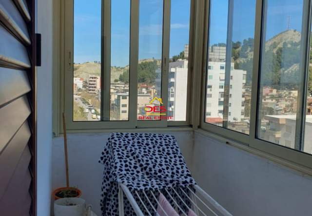 Vlore, shitet apartament Kati 8, 137 m² 95.000 Euro (Rruga Demokracia,Vlorë)