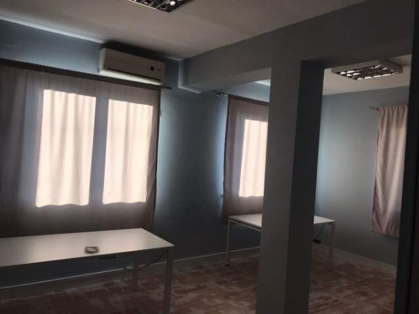 Tirane, jepet me qera magazine Kati 0, 400 m² 4.000 Euro (Jordan Misja)
