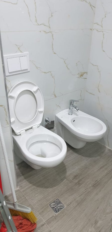 Tirane, jepet me qera apartament 1+1+BLK Kati 2, 65 m² 400 Euro (Selvia)
